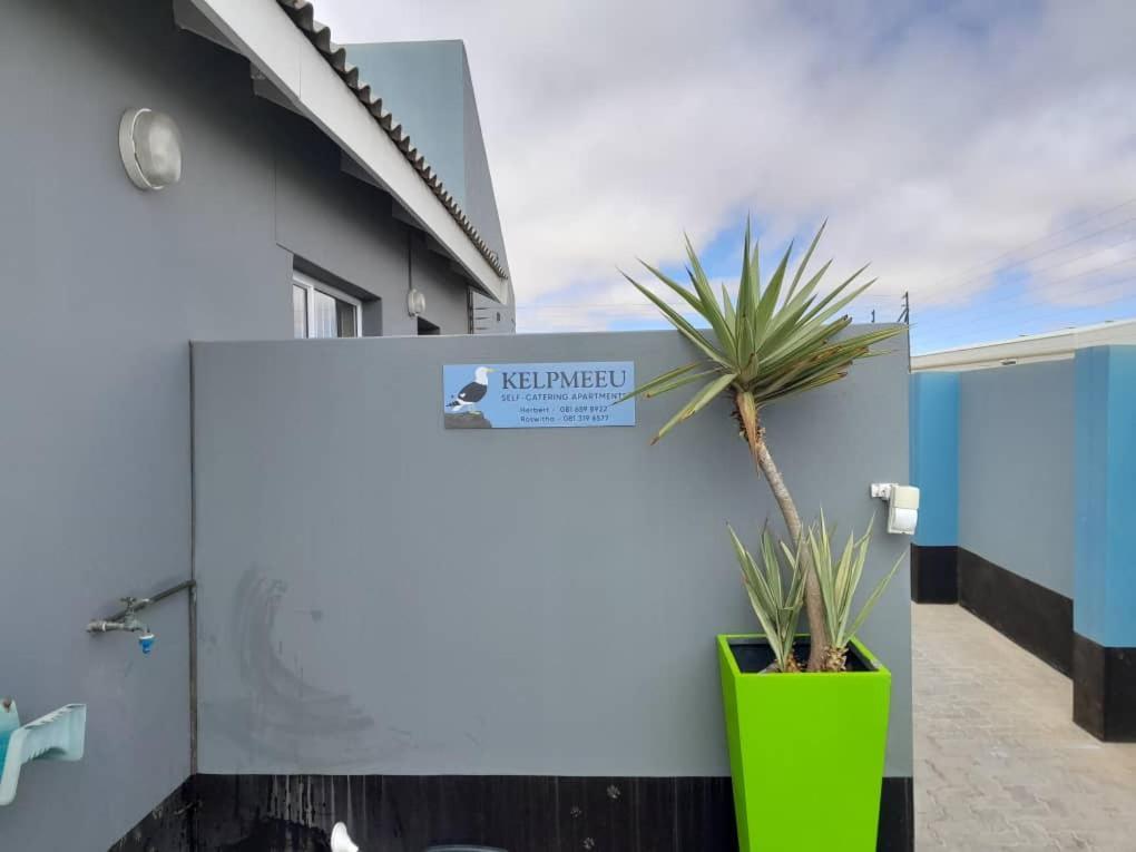 Kelpmeeu Self- Catering Apartments Swakopmund Bagian luar foto